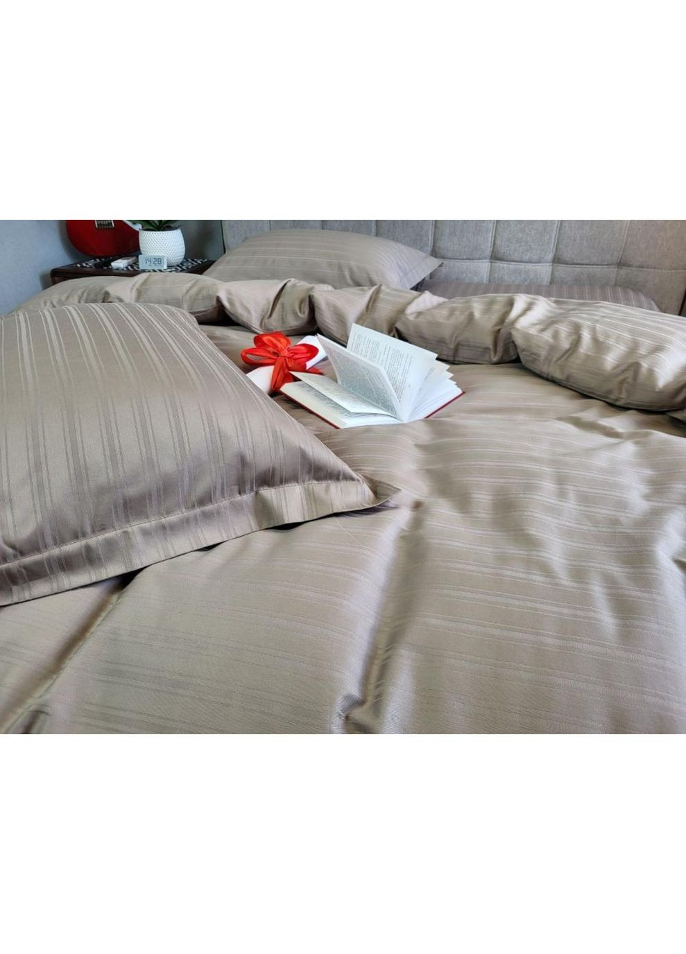 Постільна білизна з резинкою Мульти страйп сатин CACAO, PREMIUM Двухспальний розмір, наволочки 50/70 No Brand (364220042)