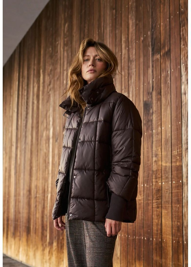 Коричневая куртка женская Moodo