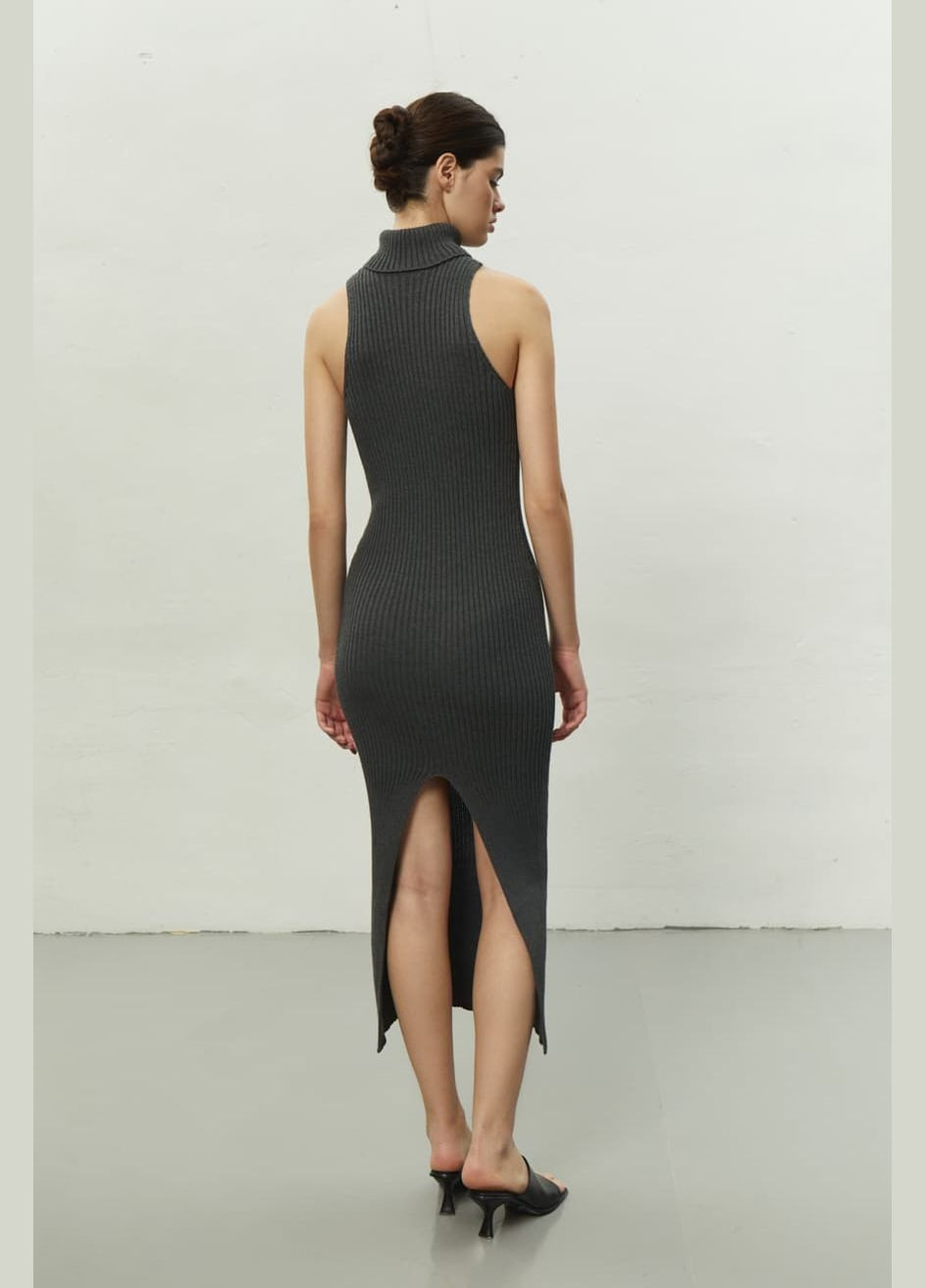 Темно-сіра сукня максі з горловиною 2067 Papaya