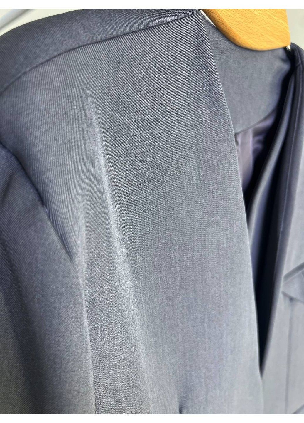 Серый женский пиджак женский qidian 9329 двойка имитация жилетки оверсайз свободный широкий крой one size No Brand - демисезонный