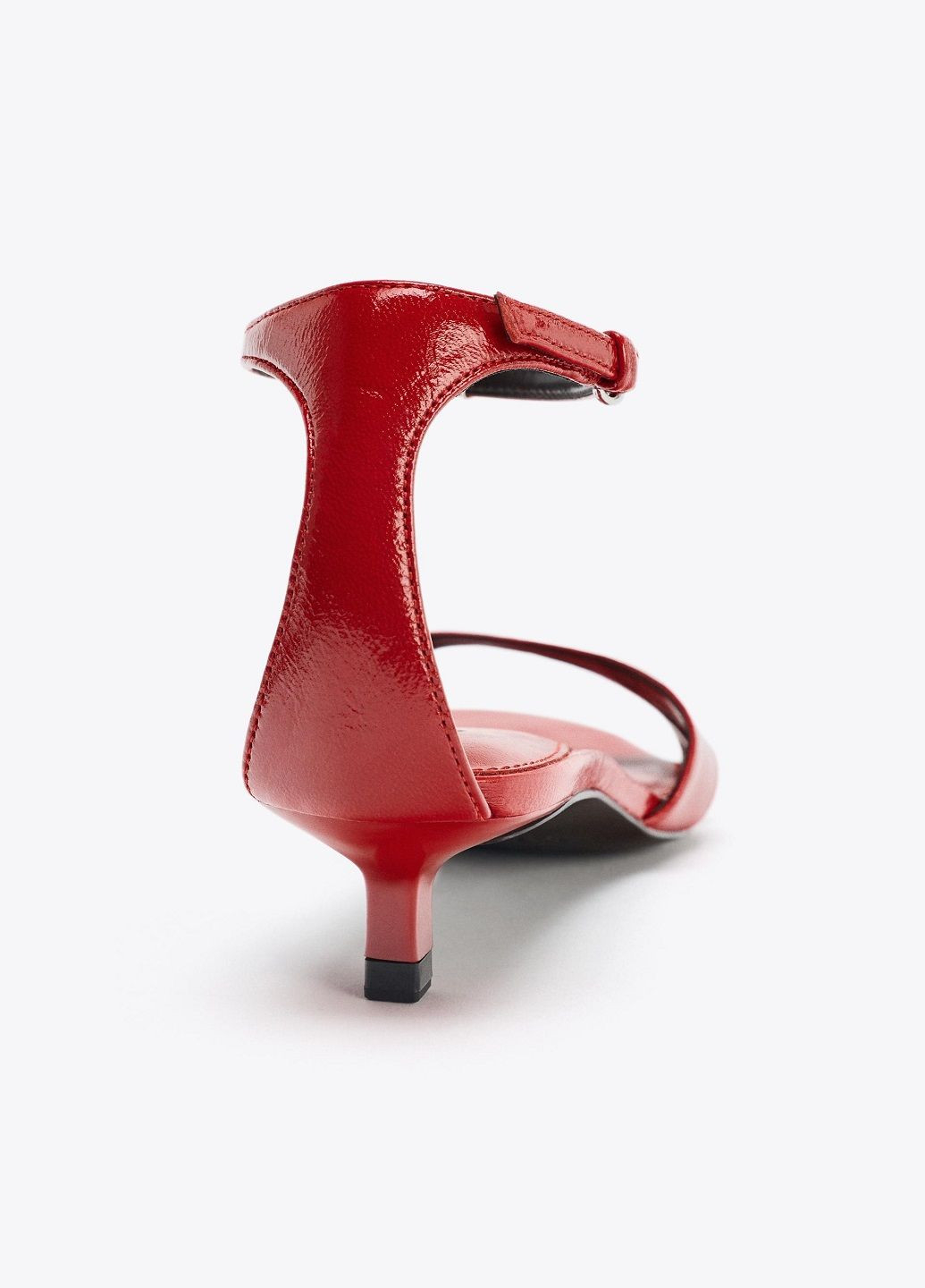 Красные босоножки Zara