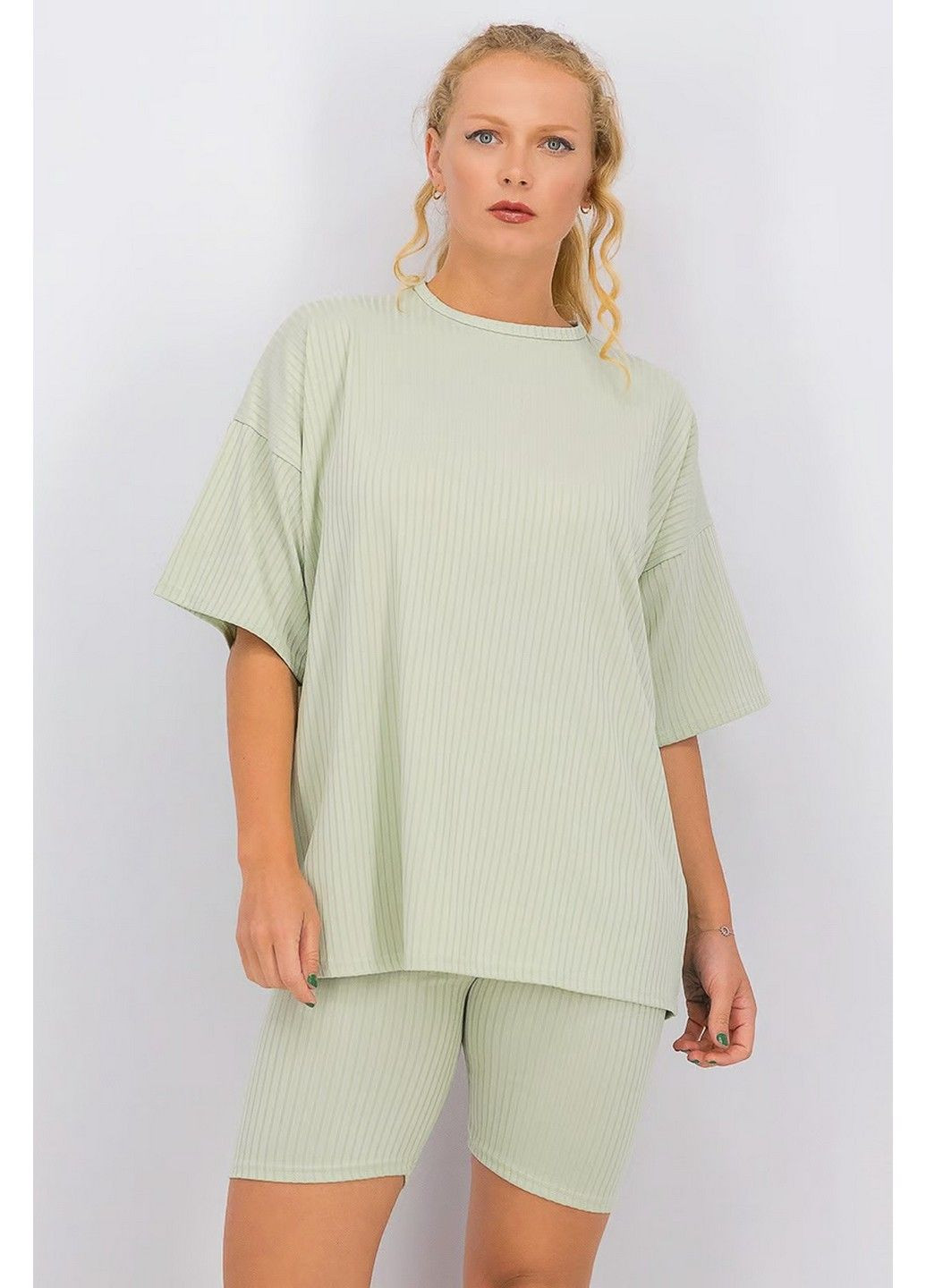 Светло-зеленый летний комплект (шорты, футболка) Boohoo