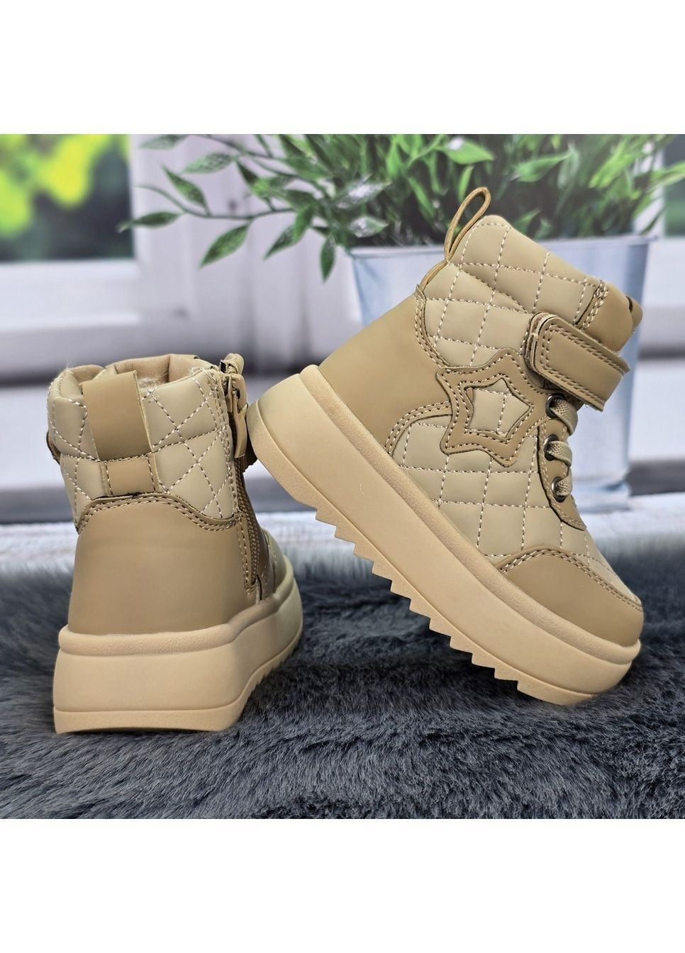 Бежевые повседневные зимние ботинки детские для девочки зимние на овчине Bessky
