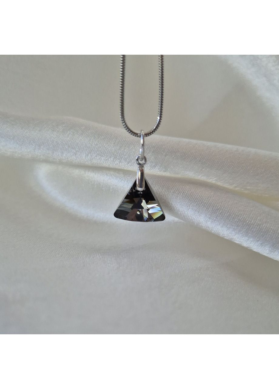 Срібна підвіска Трикутник Камінь Сваровськи Срібло 925 проби 36280 - 16 2.30г No Brand (350199150)