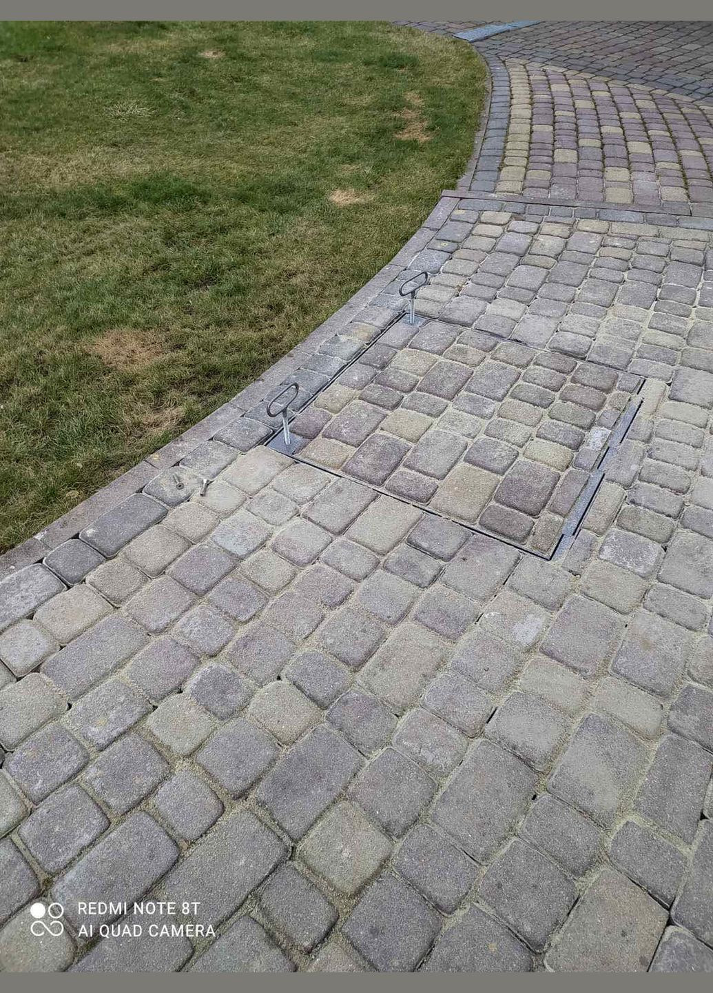 Люк під бруківку Проспект 600п*600 Komfortluk (333012677)