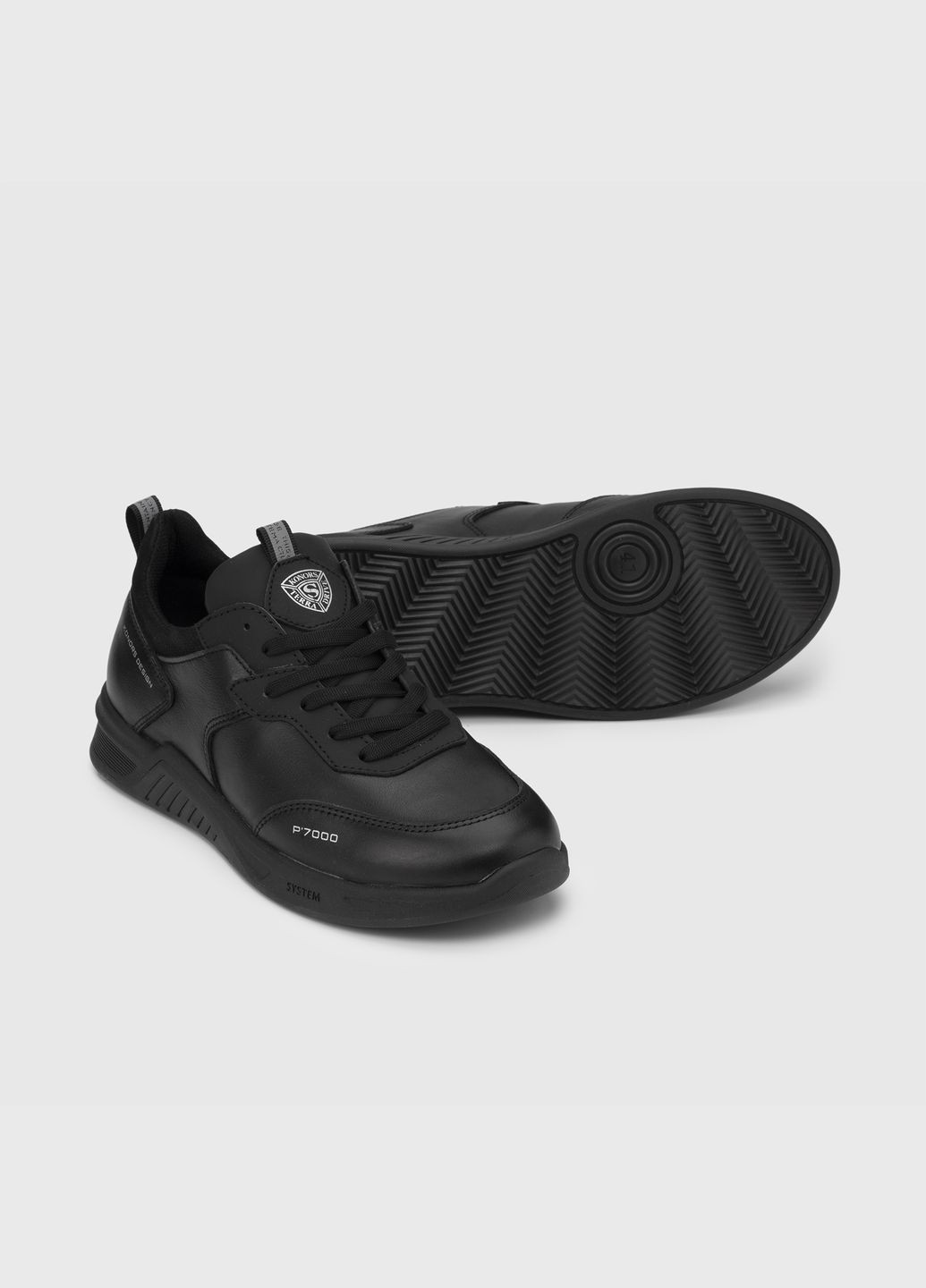 Черные кроссовки мужские 8815-783-1 Konors