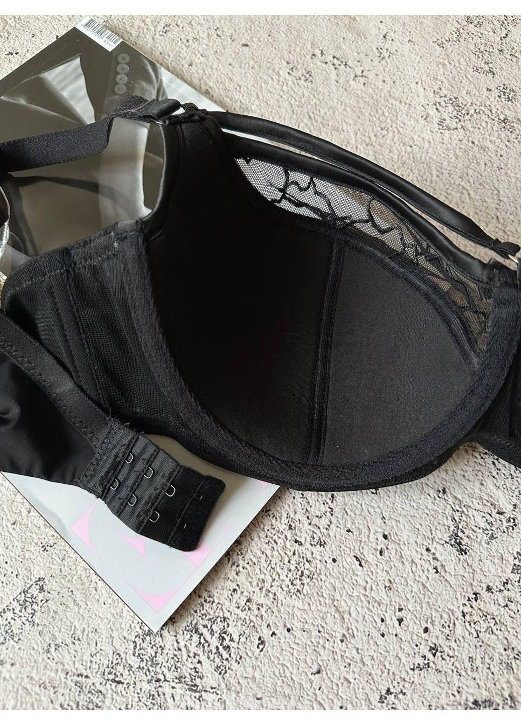 Чёрный мягкий бюстгальтер c с портупеей черный Lanny Mode