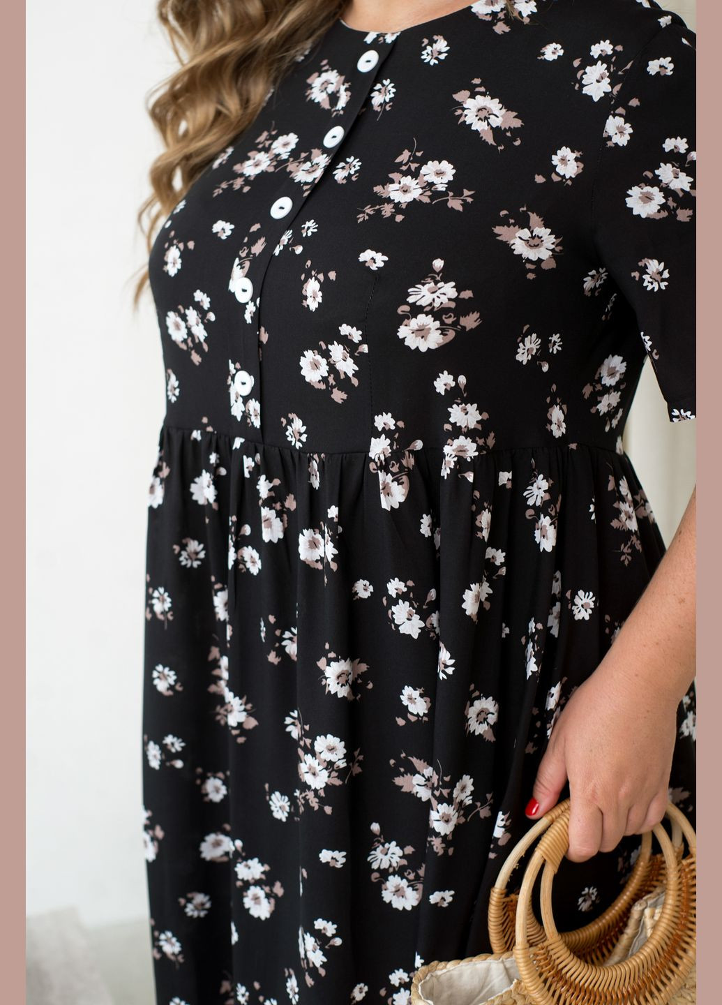 Черное повседневный платье Minova с цветочным принтом