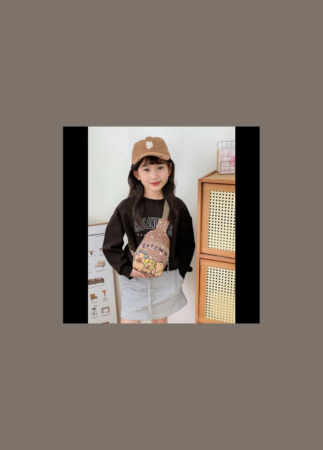 Сумка бананка Капібара Capybara через плече маленька для дівчинки для хлопчика коричнева тканинна No Brand (329880755)