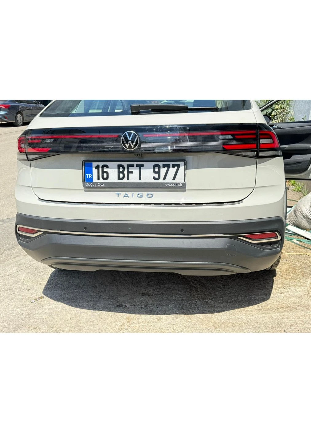 Накладка на задний бампер (нерж) (Матовый) для Volkswagen Taigo 2020- гг. CARMOS (389425097)