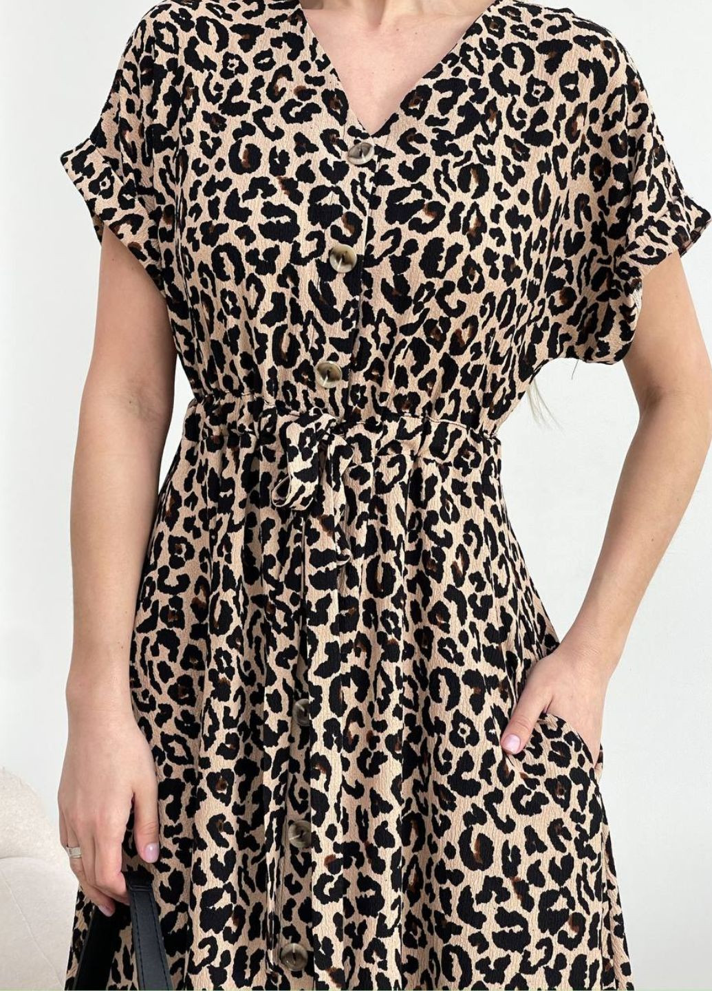 Світло-бежева повсякденний сукня з леопардовим принтом на гудзиках сорочка No Brand леопардовий