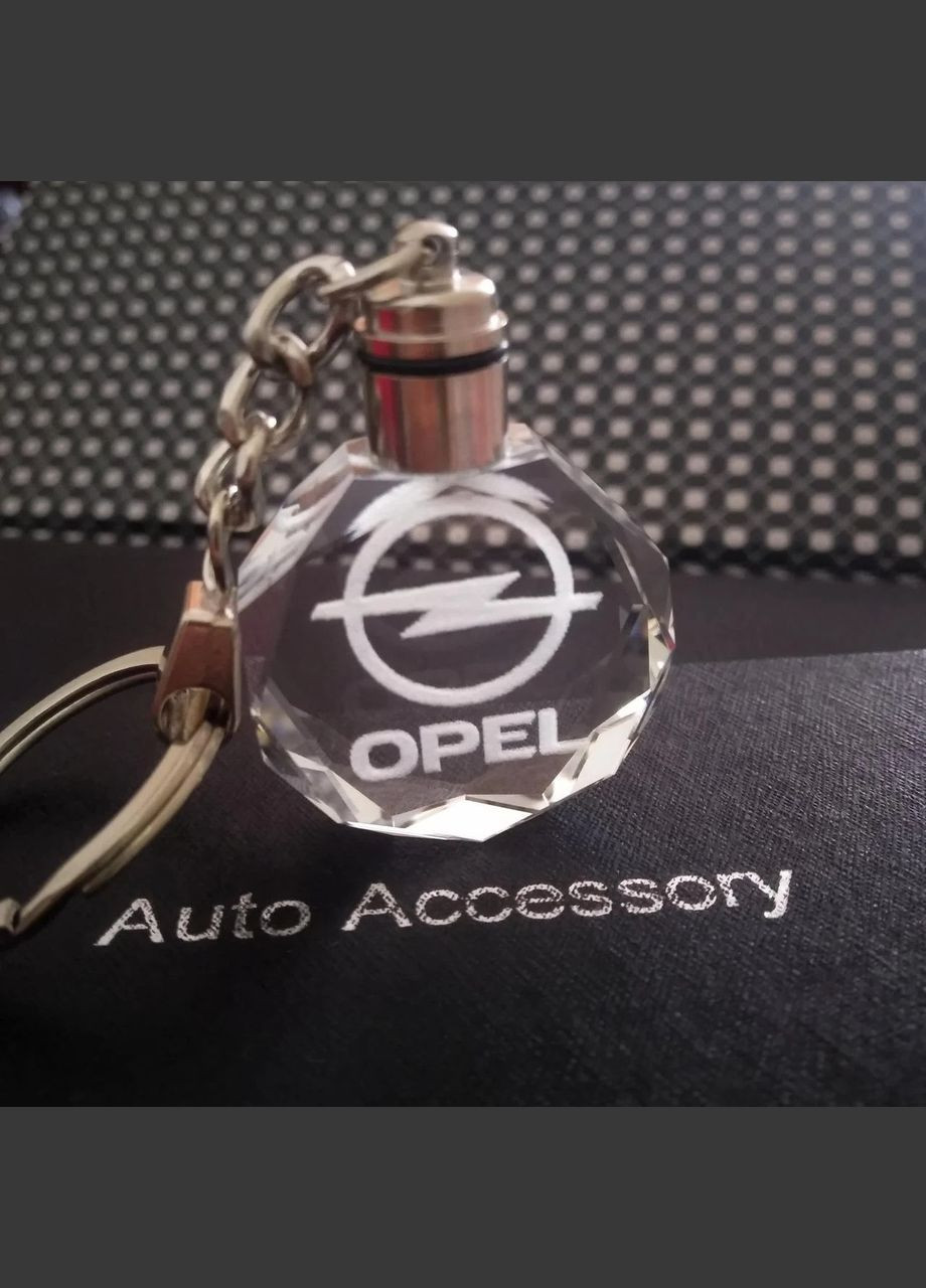 Автомобильный брелок на ключи с логотипом Opel с подсветкой (23235121) GF (332211303)