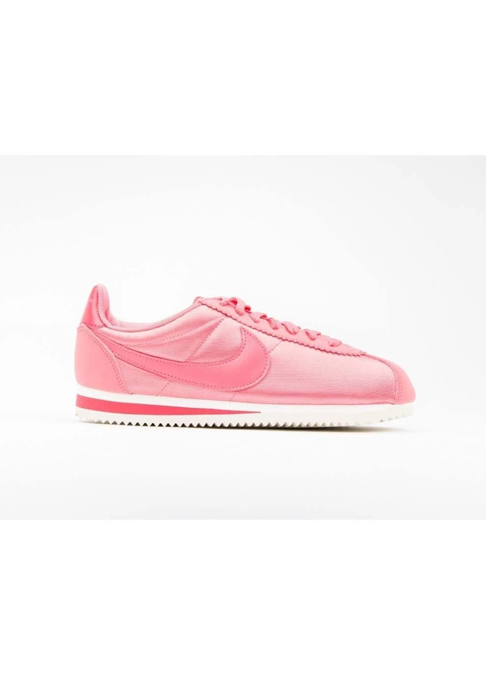 Женские Кроссовки WMNS CLASSIC CORTEZ NYLON Персиковый Nike персиковые демисезоны (367188691)