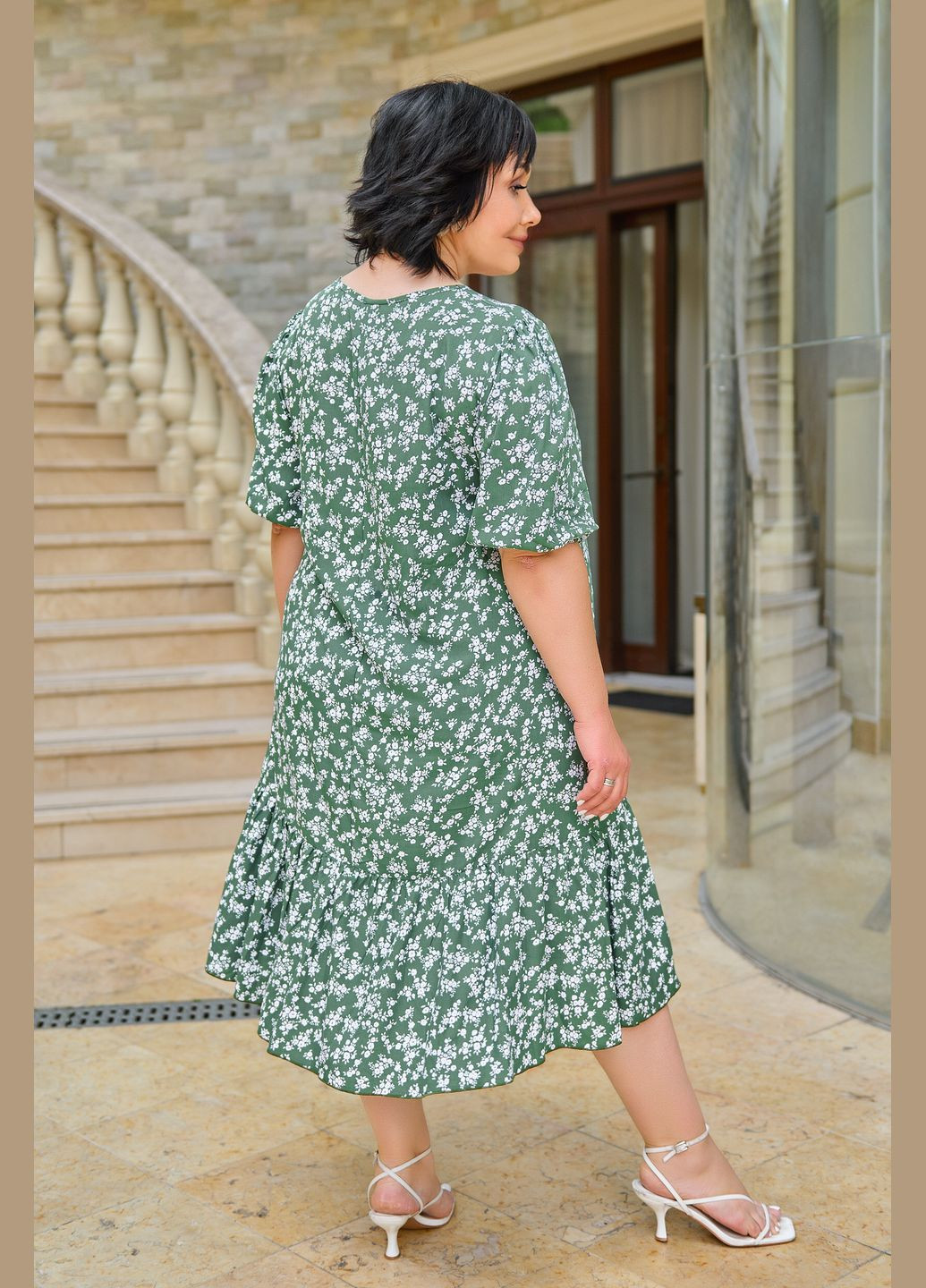 Оливковое (хаки) повседневный платье с воланом а-силуэт No Brand с цветочным принтом