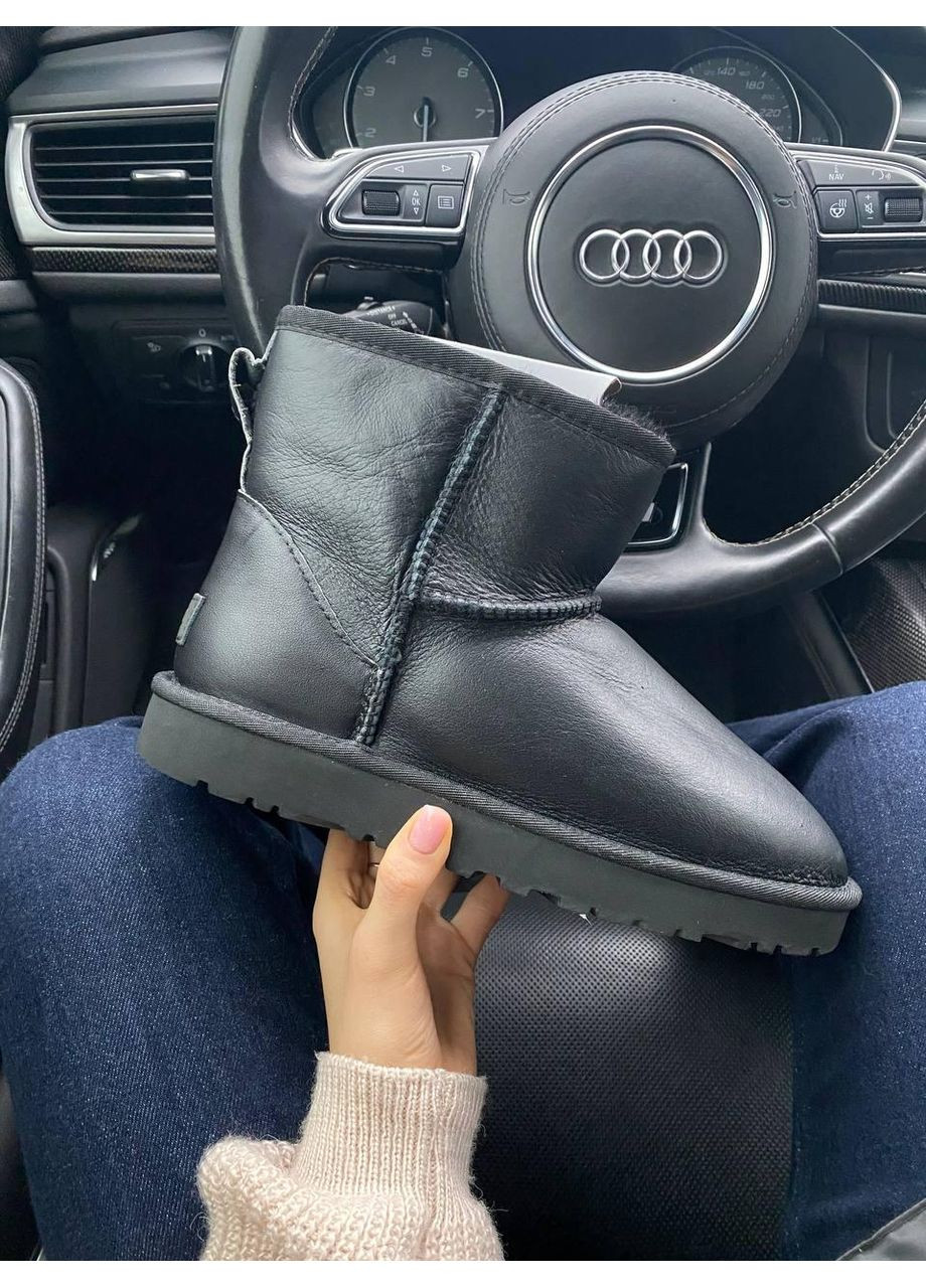 Угі Жіночі UGG Classic Mini Black Leather (Шкіра) (366320906)