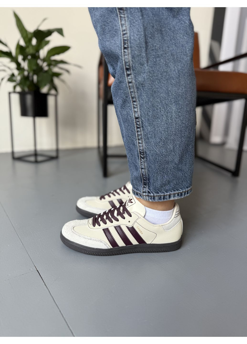 Белые демисезонные кроссовки мужские adidas samba og wonder white maroon адидас самба No Brand