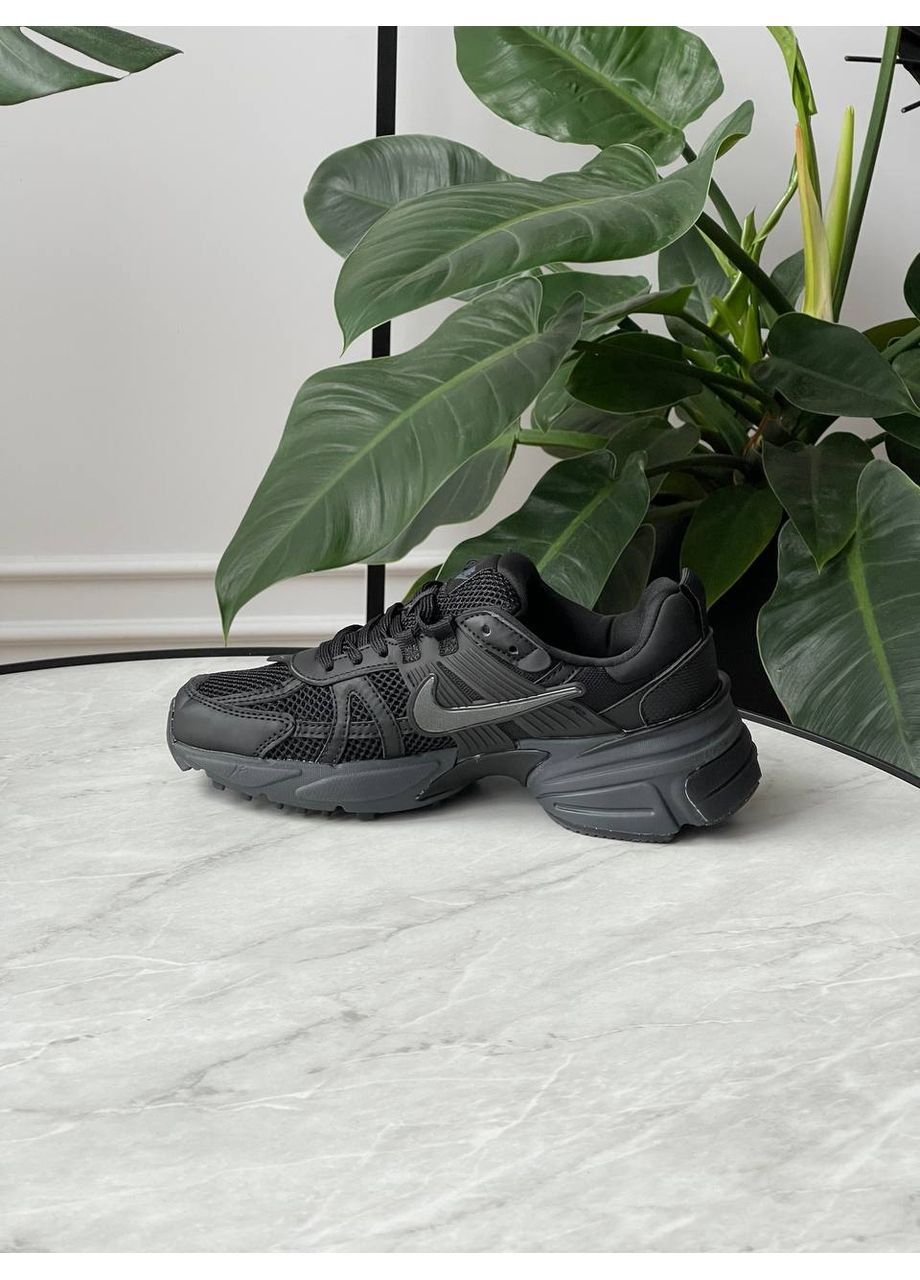 Кросівки жіночі і чоловічі Nike V2K Run 'Black Dark Smoke Grey' | Найк В2К Ран чорні No Brand чорні демісезони (362085057)