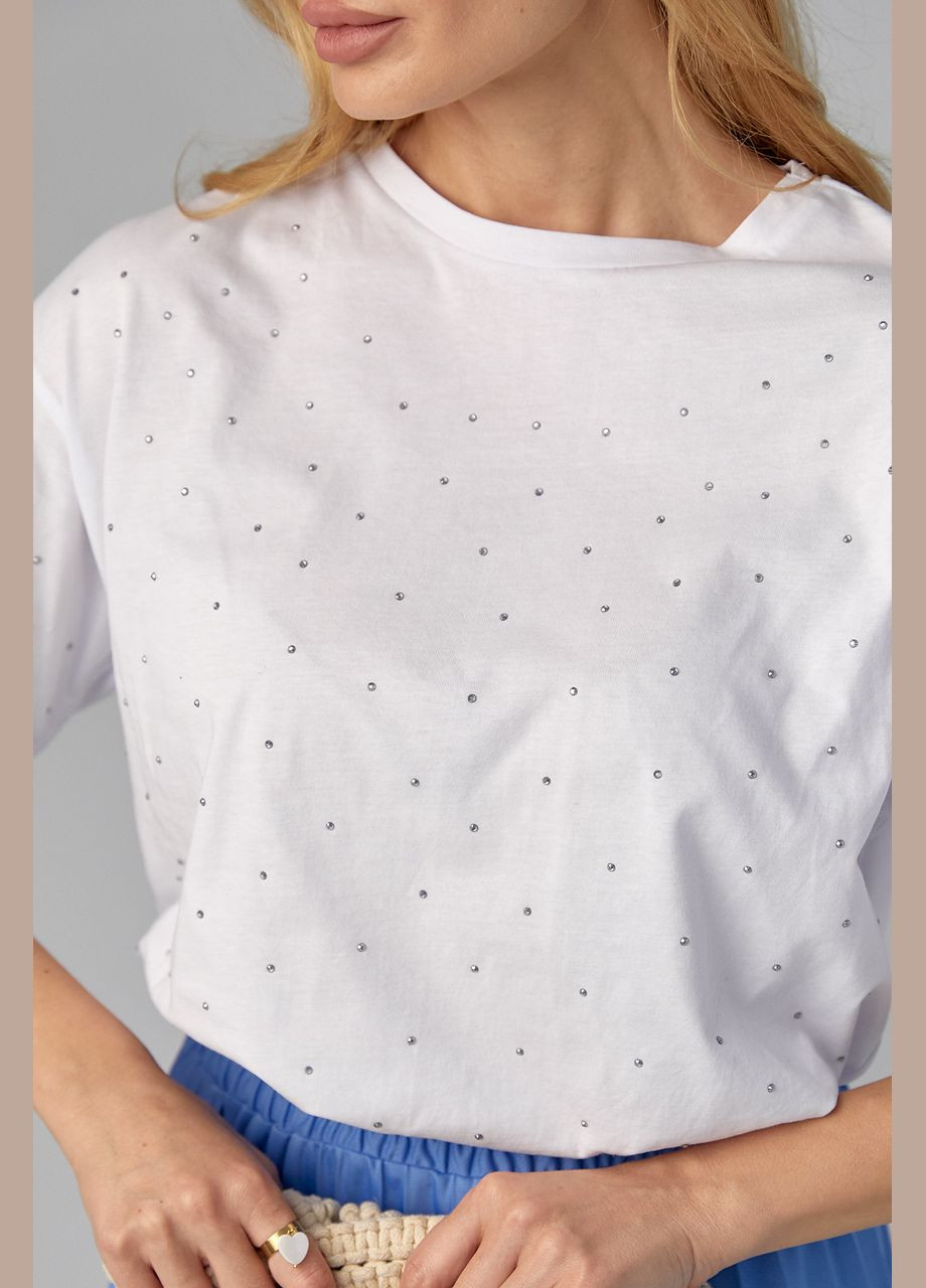 Белая летняя женская футболка с термостразами - черный Lurex