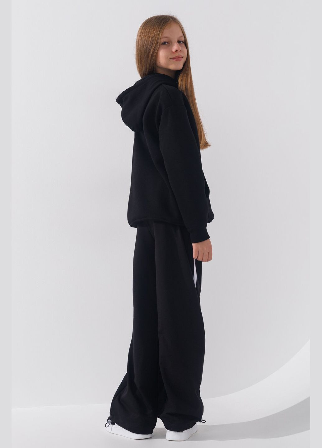 Черные спортивные демисезонные брюки Benini