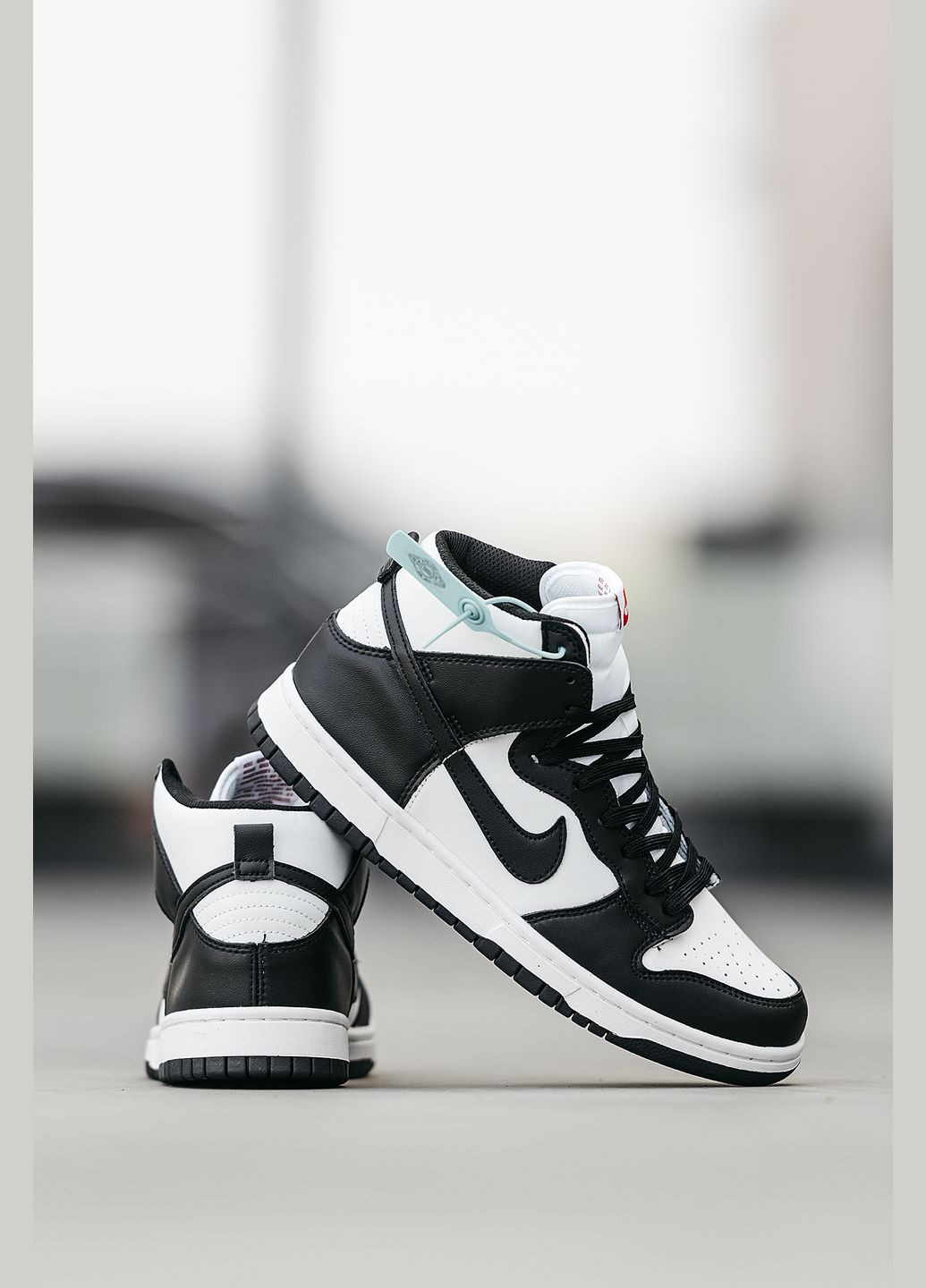 Чорно-білі кросівки унісекс Nike SB Dunk High "Panda"