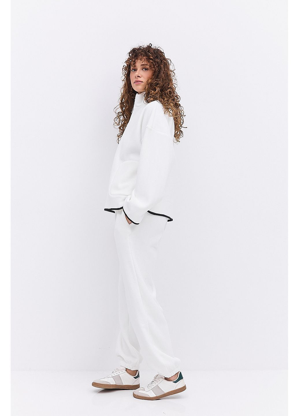 Женский спортивный костюм из шоколадного флиса с молочным окантованием Arjen (364967597)