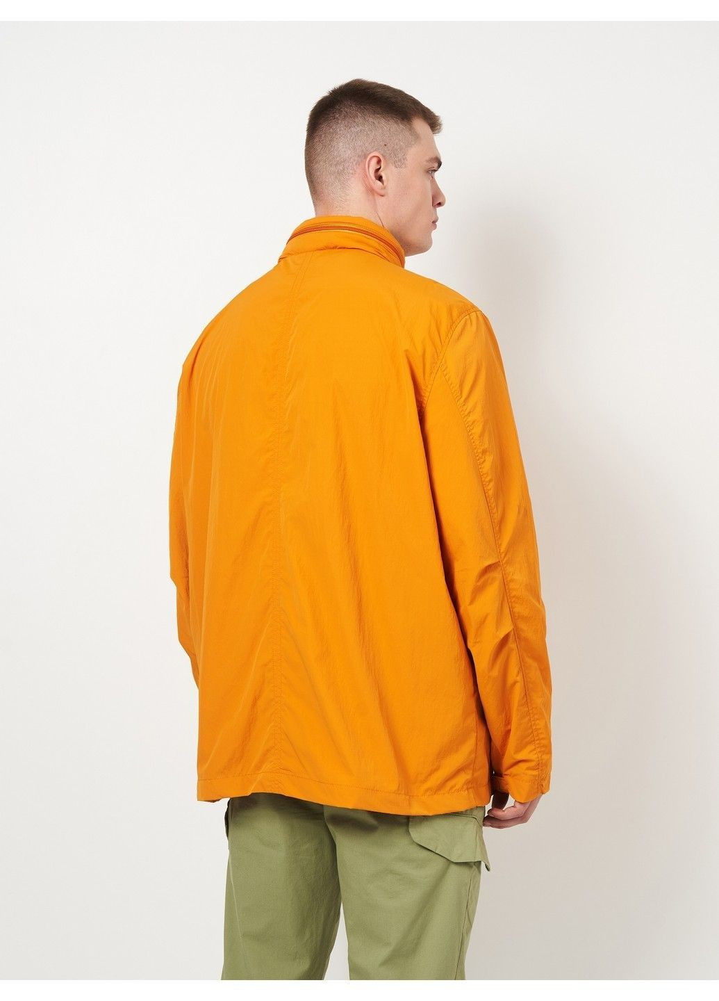 Помаранчева демісезонна вітровка C&A