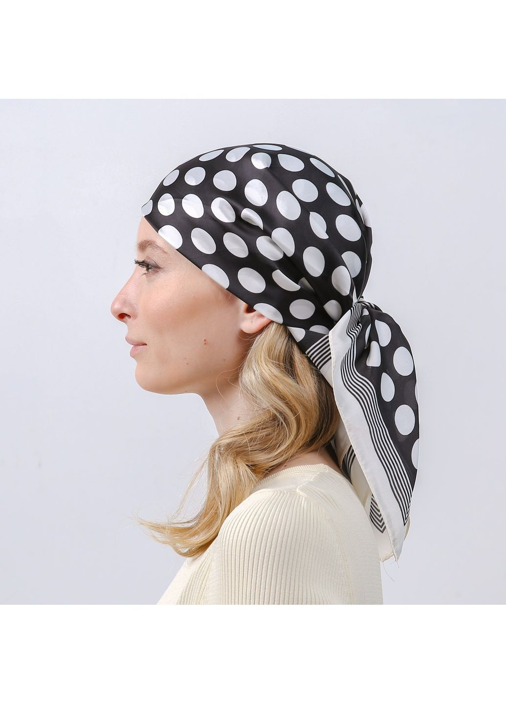 Платок женский с принтом атлас разноцветный IVY LuckyLOOK 083-868 (324803060)