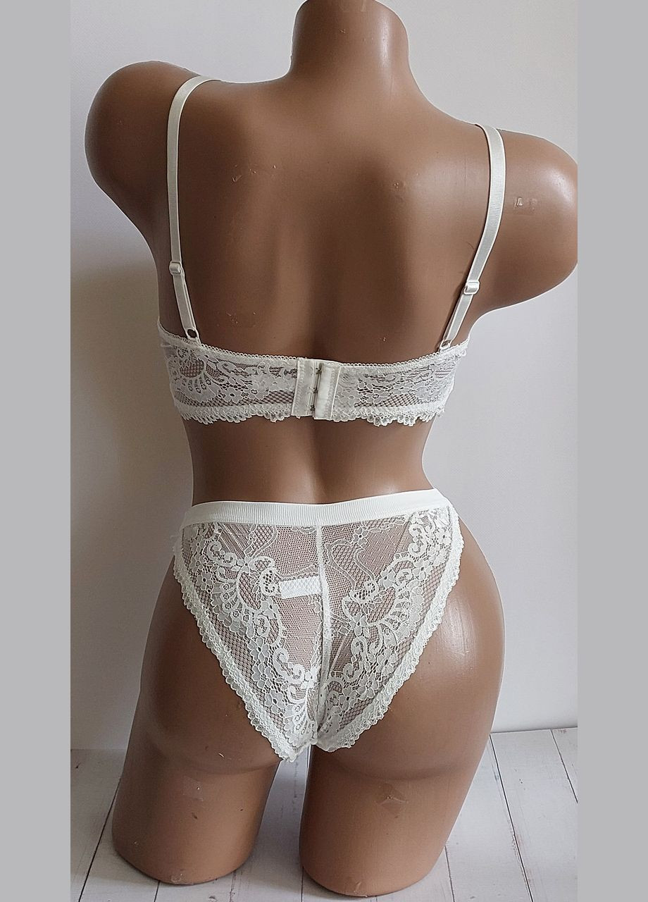 Білий демісезонний комплект нижньої білизни бюстгальтер топ і трусики s/m білий (2-212) New Style