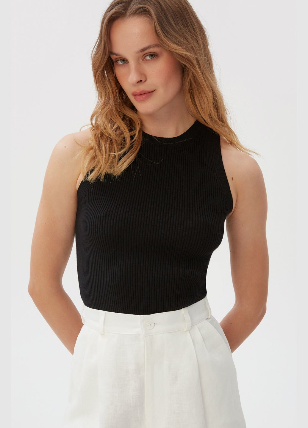 Топ, колір чорний Estro (324030664)