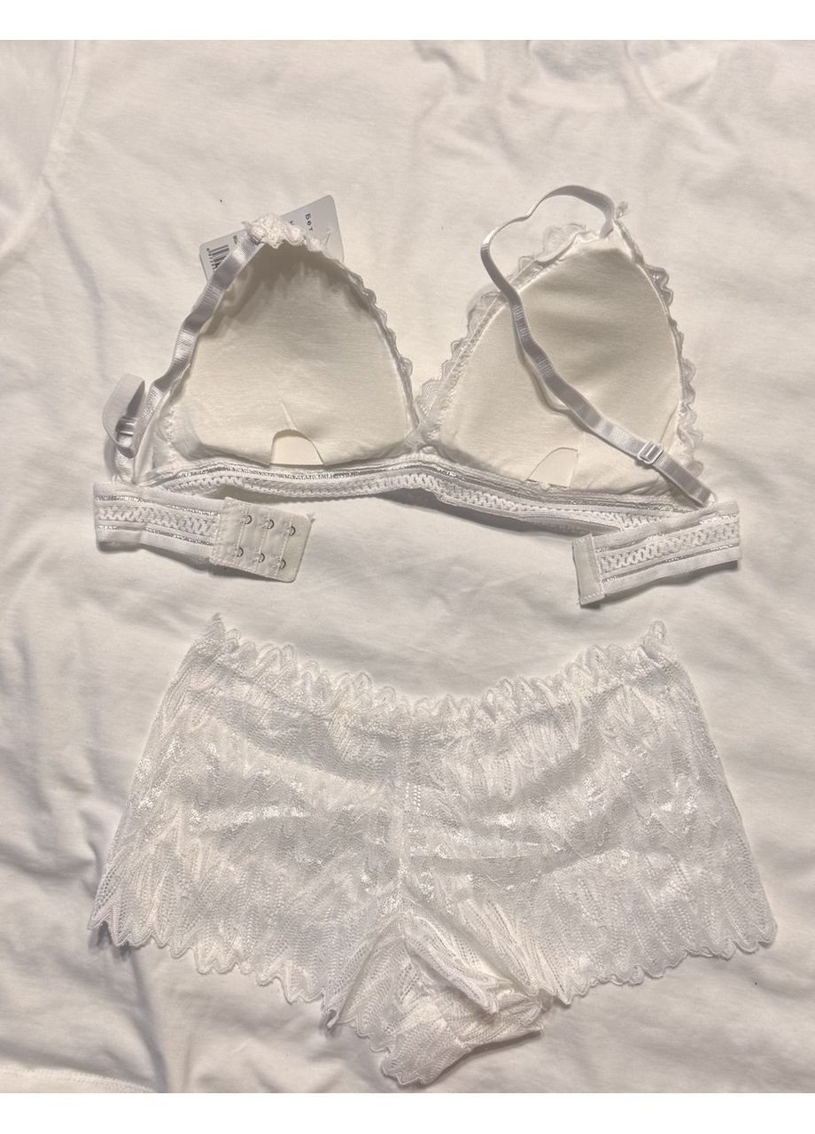 Білий ажурний комплект на чашку в Beisdanna