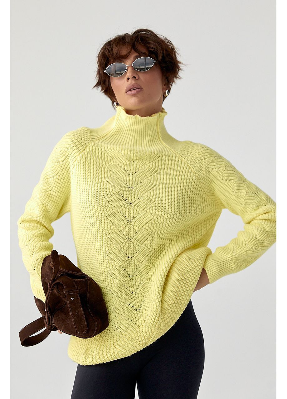 Желтый зимний вязаный женский свитер с косичками - розовый цвет Lurex