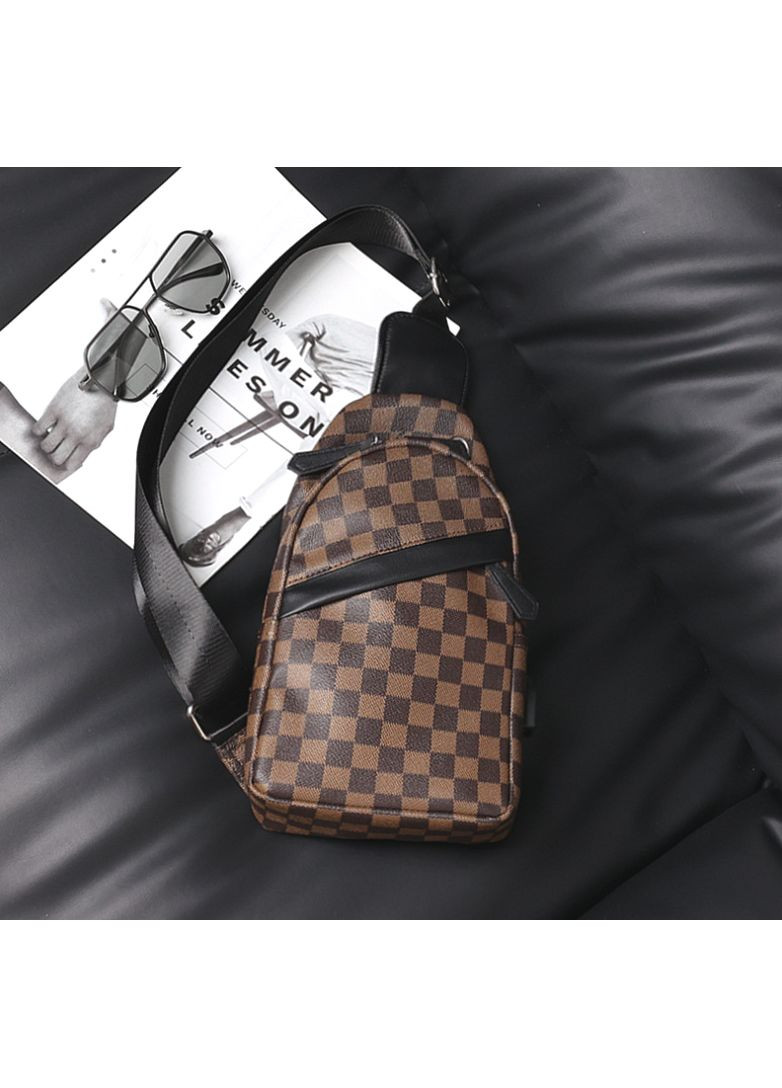 Чоловіча сумка бананка на груди клітина коричнева екошкіра ProDobro (363222401)