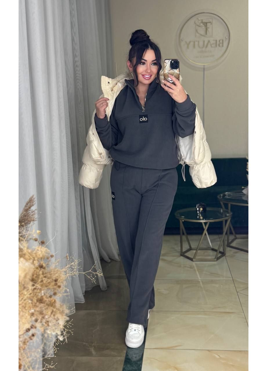 Жіночий спортивний костюм No Brand (370897736)