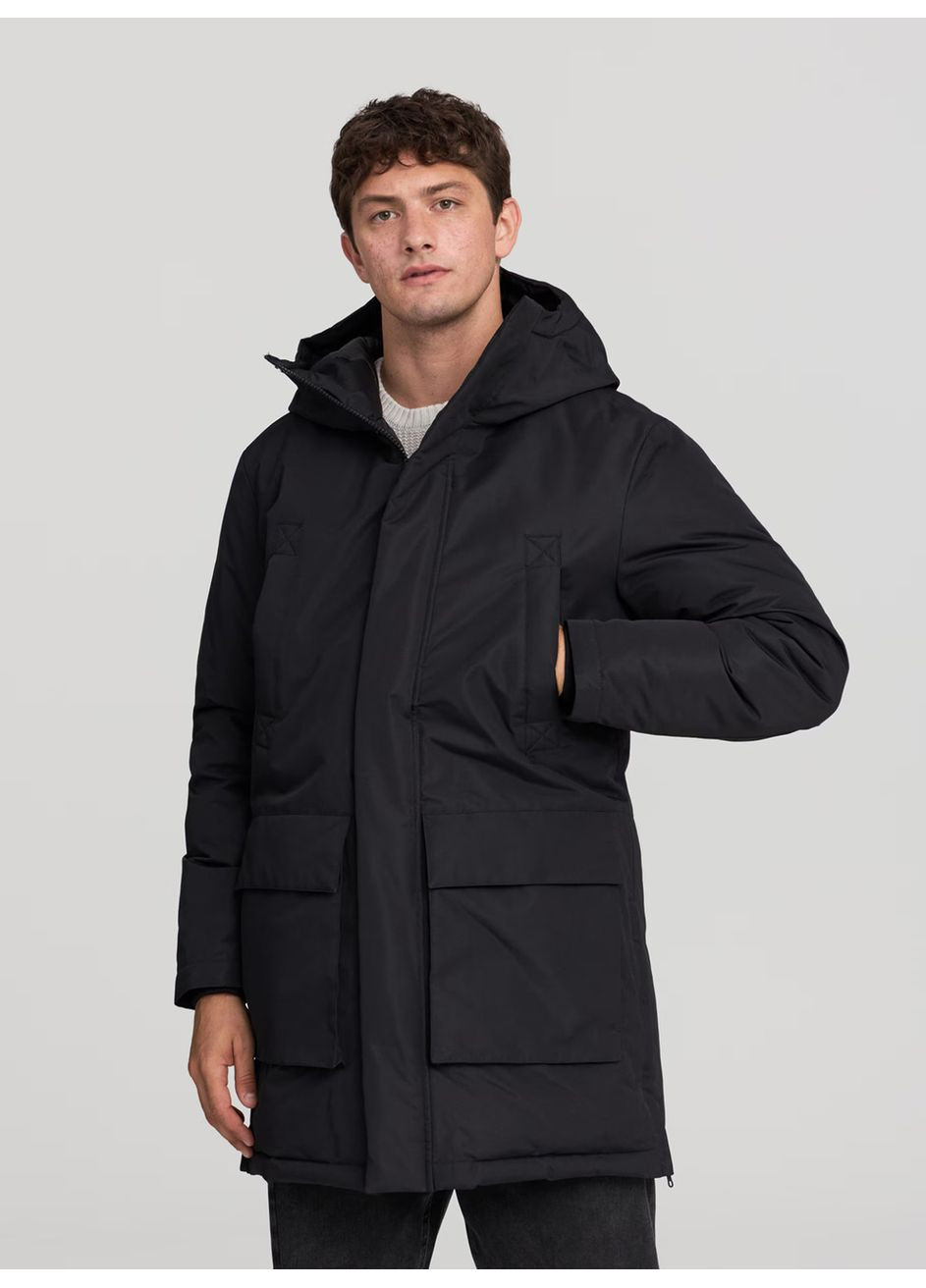 Черная зимняя куртка муж Terranova