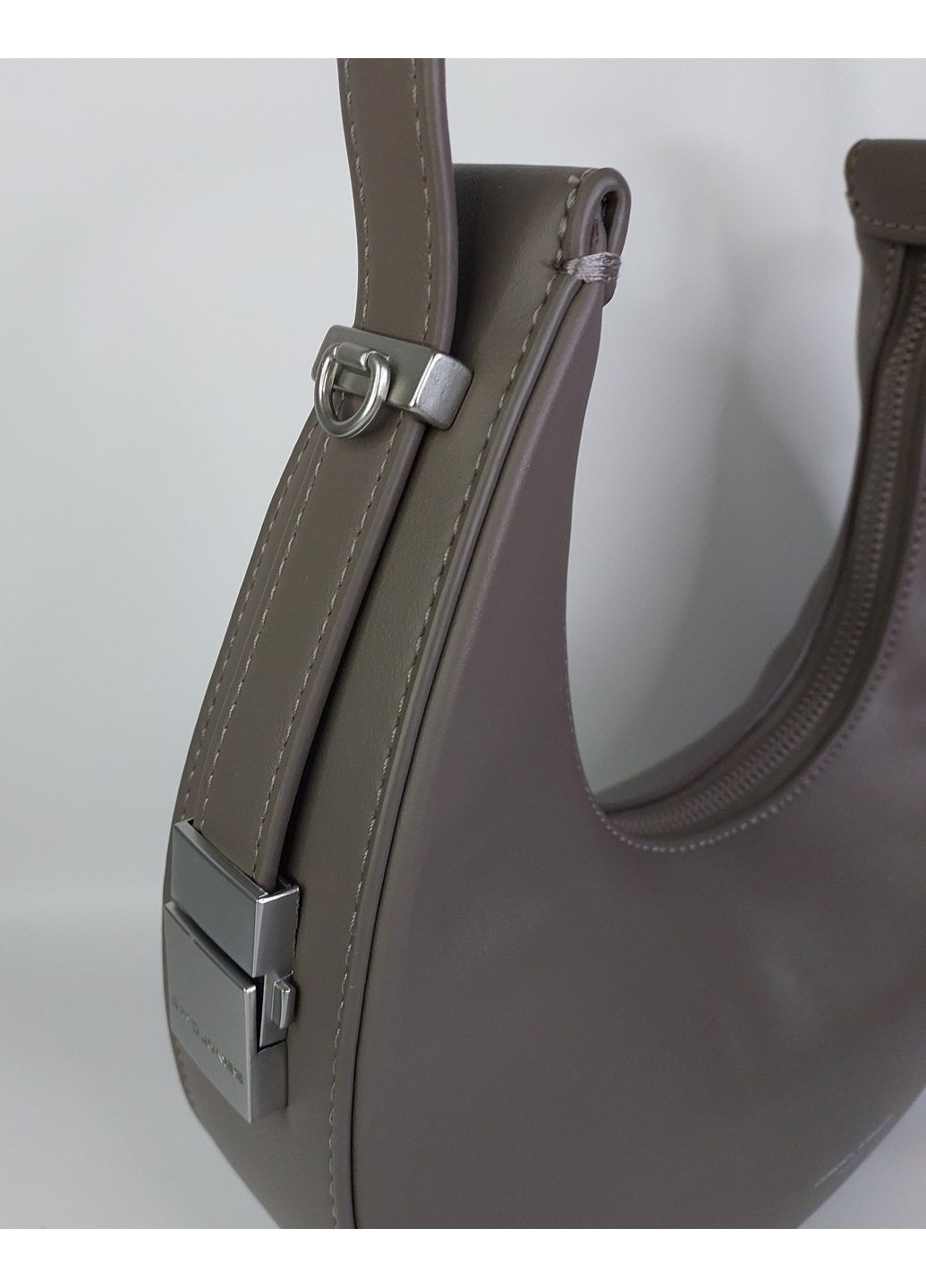 Жіноча сумка багет тауп David Jones (368774420)