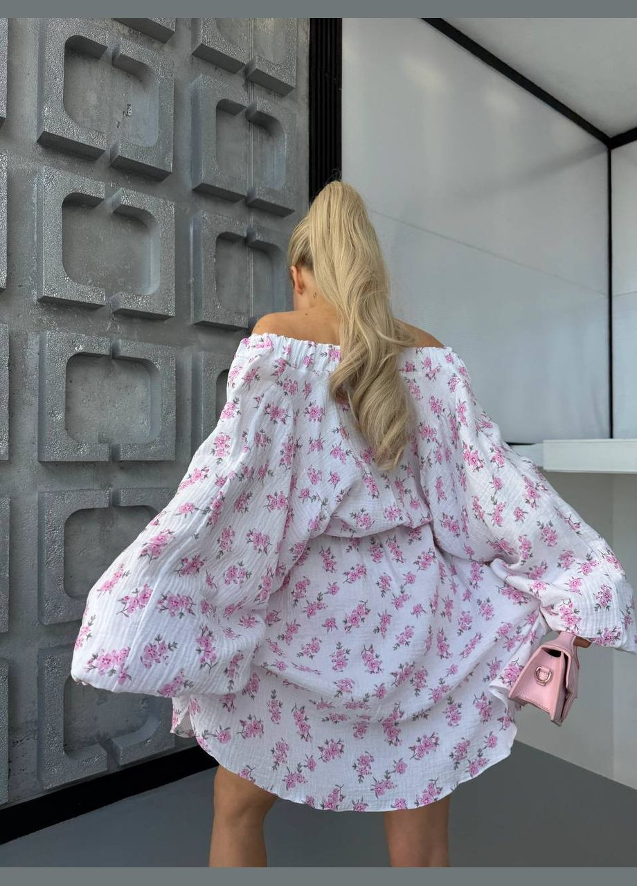 Розовое кэжуал платье из натуральной ткани муслин Adelante с цветочным принтом