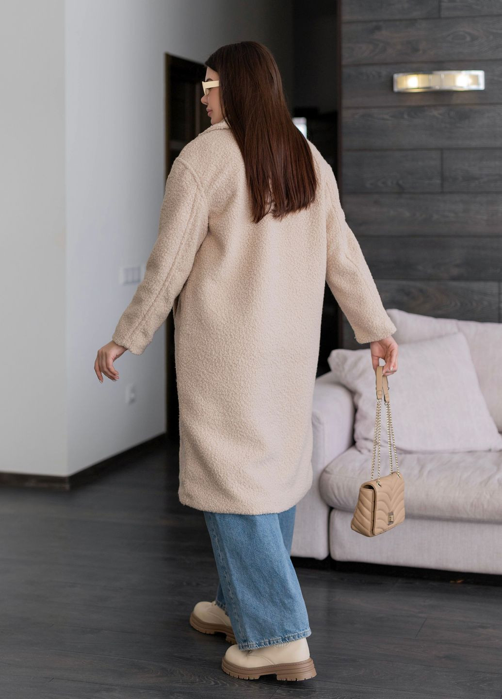 Бежевое демисезонное Пальто-букле с широким воротником оверсайз No Brand