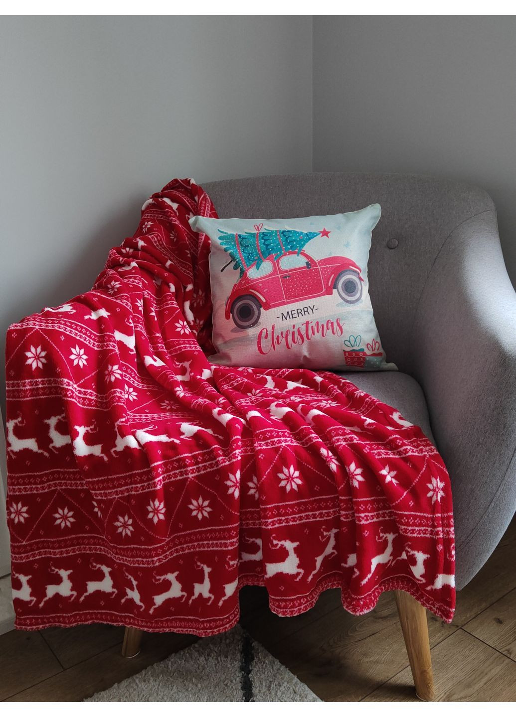 Чехол на подушку 45х45см новогодний автомобиль с елкой No Brand (363188002)