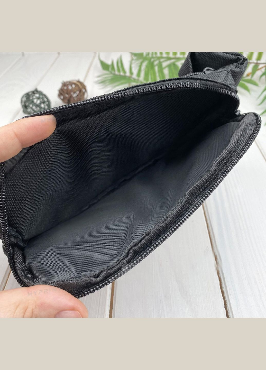 Сумка на пояс (через плече) бананка, Аніме Атака Титанів #008 унісекс, 14*22 см, чорний No Brand (316122360)