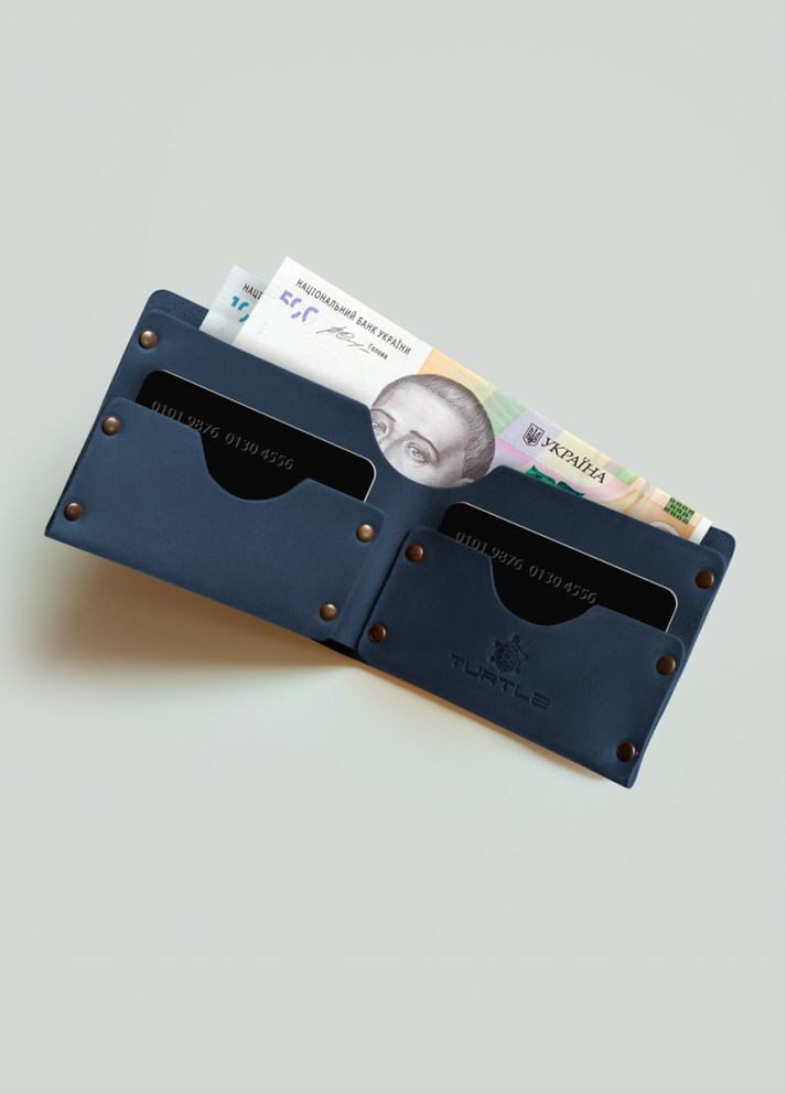 Кошелек на заклепках 4-листный клевер натуральная кожа Crazy horse с отделениями для карточек Turtle (302660099)