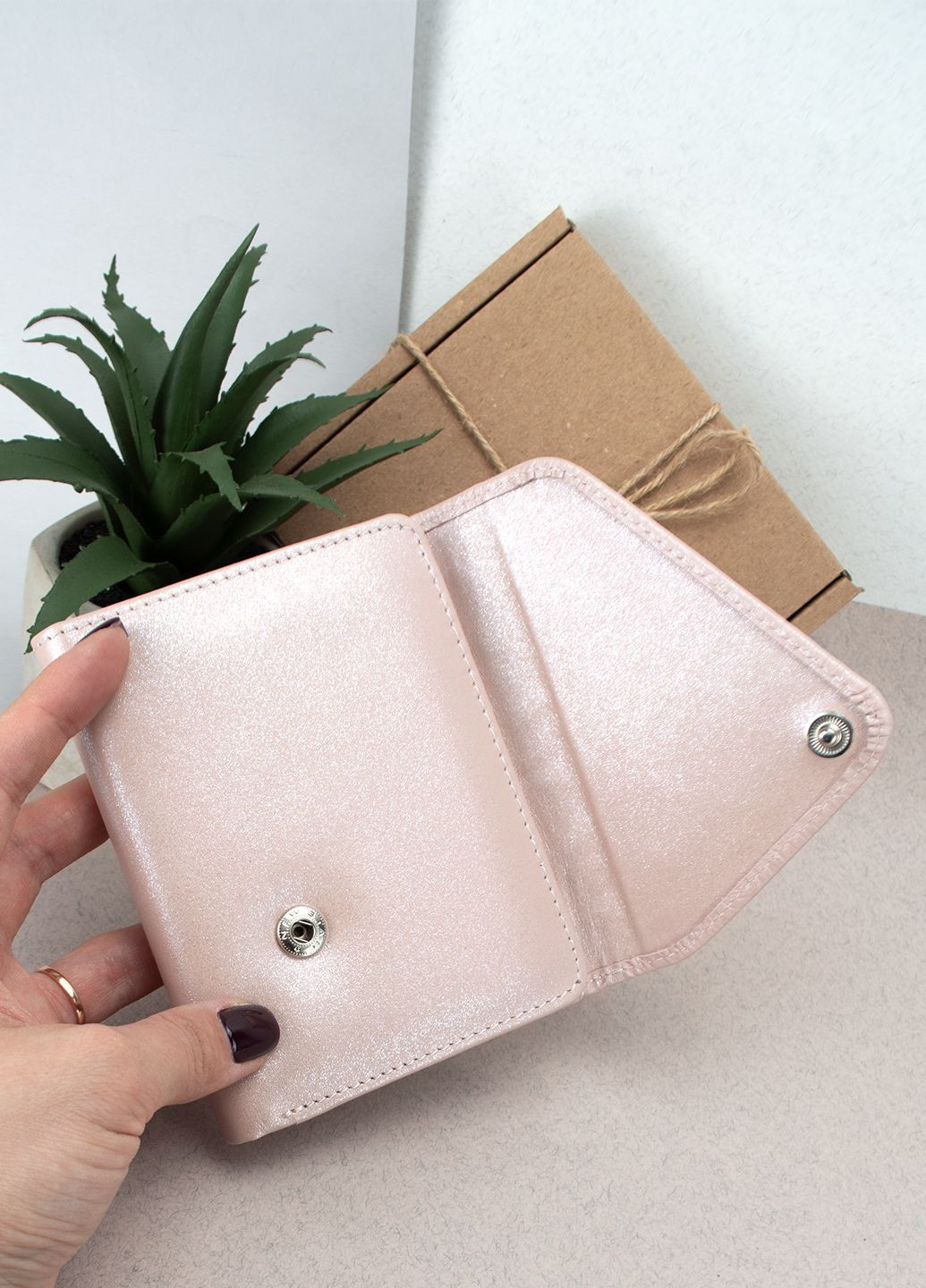 Подарунковий жіночий набір №89: гаманець Sabrina + обкладинка на паспорт + ключниця (рожеві квіти) HandyCover (282745179)