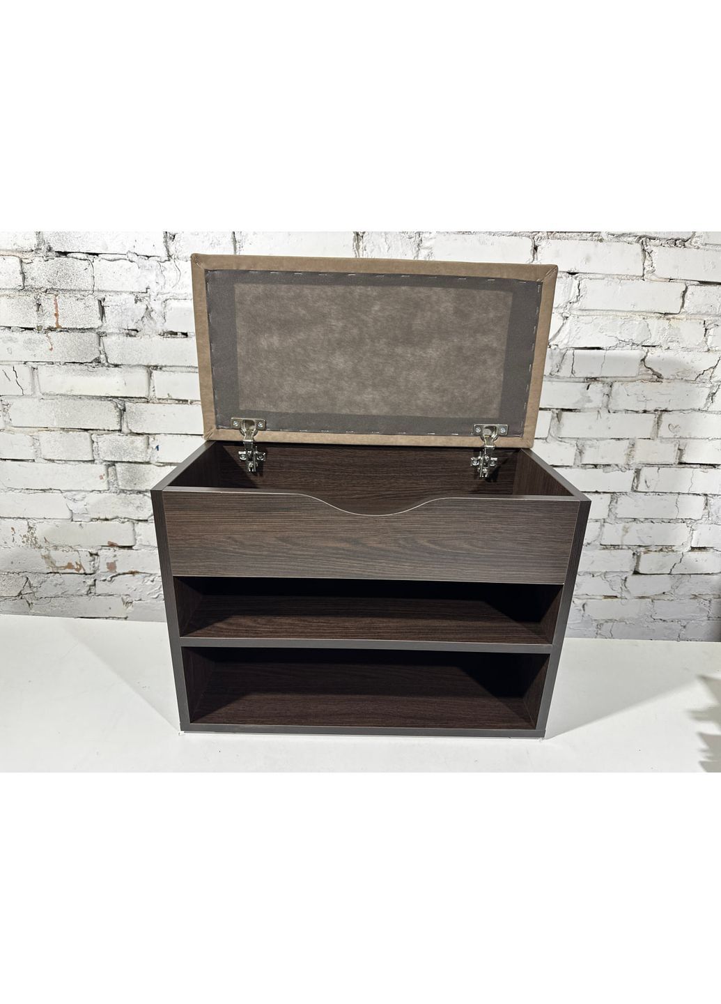 Банкетка для обуви в прихожую. Верхняя часть открывается. ДСП Венге. Ткань какао. Шириной 70см. No Brand (369559544)