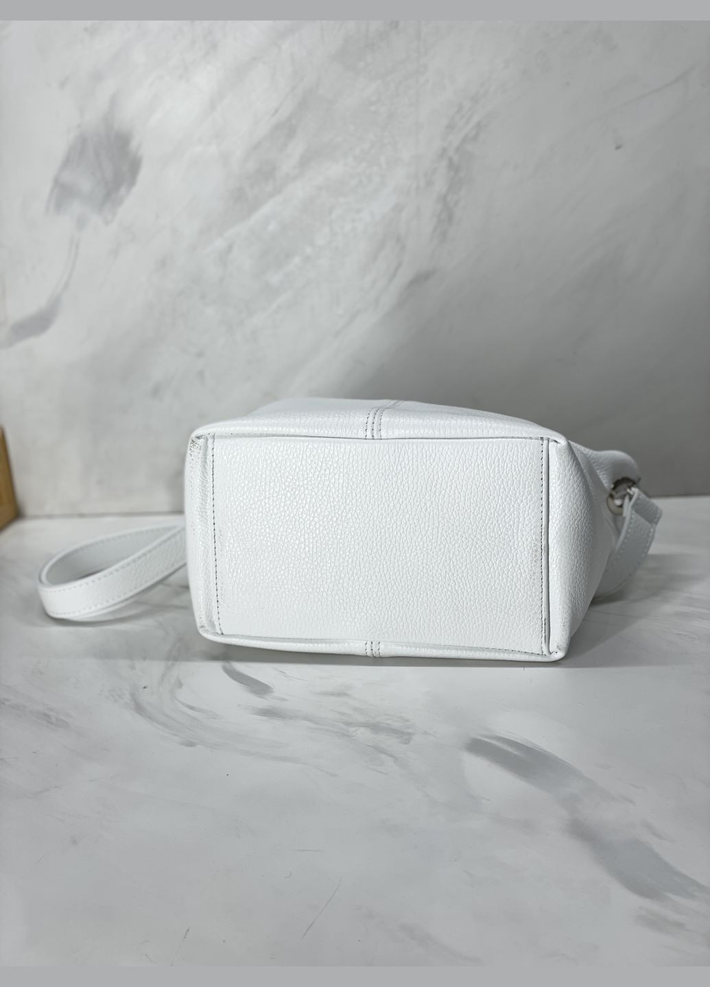 Сумка женская натуральная кожа кроссбоди, Италия, классическая форма, универсальная через плечо, кроссбоди Virginia Conti Кросбоді (338257318)