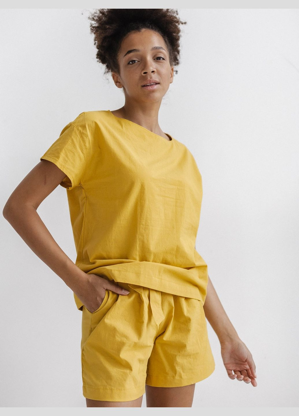 Желтая шорты женские curry xs Leglo