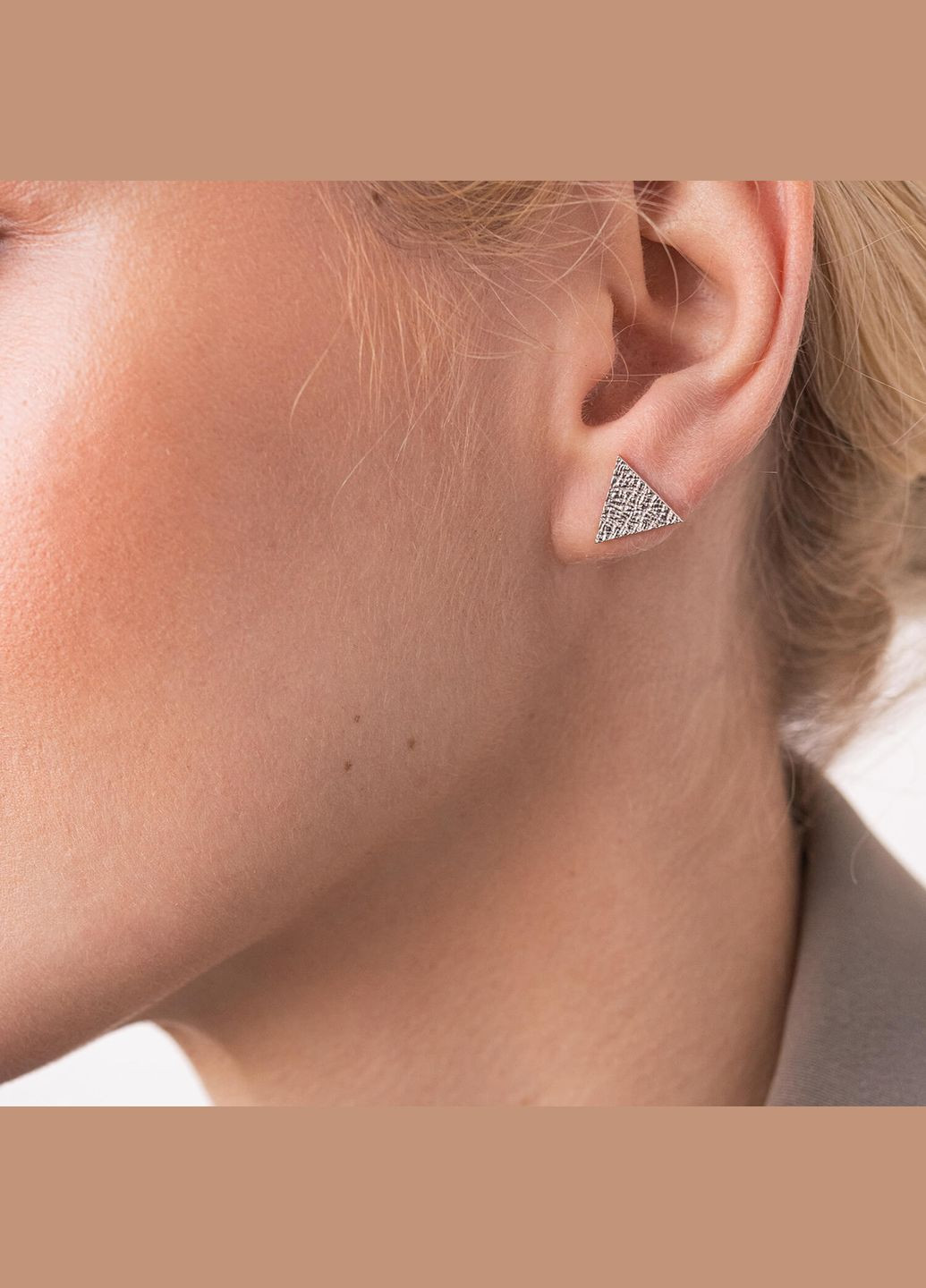 Срібні сережки - пусети Трикутники 4888 Oniks (264023886)