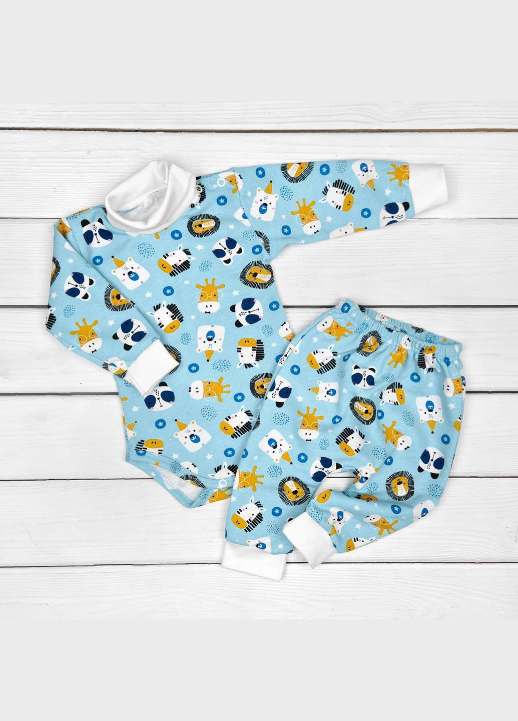 Блакитний демісезонний комплект для дитини боді та штани від трьох місяців совенята молочний білий Malena