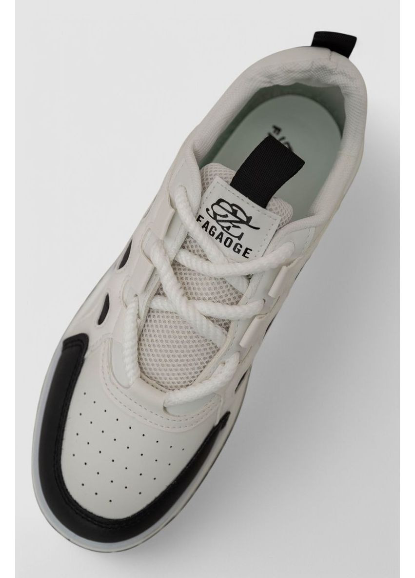 Білі Осінні кросівки чоловічі демісезонні Sport Line