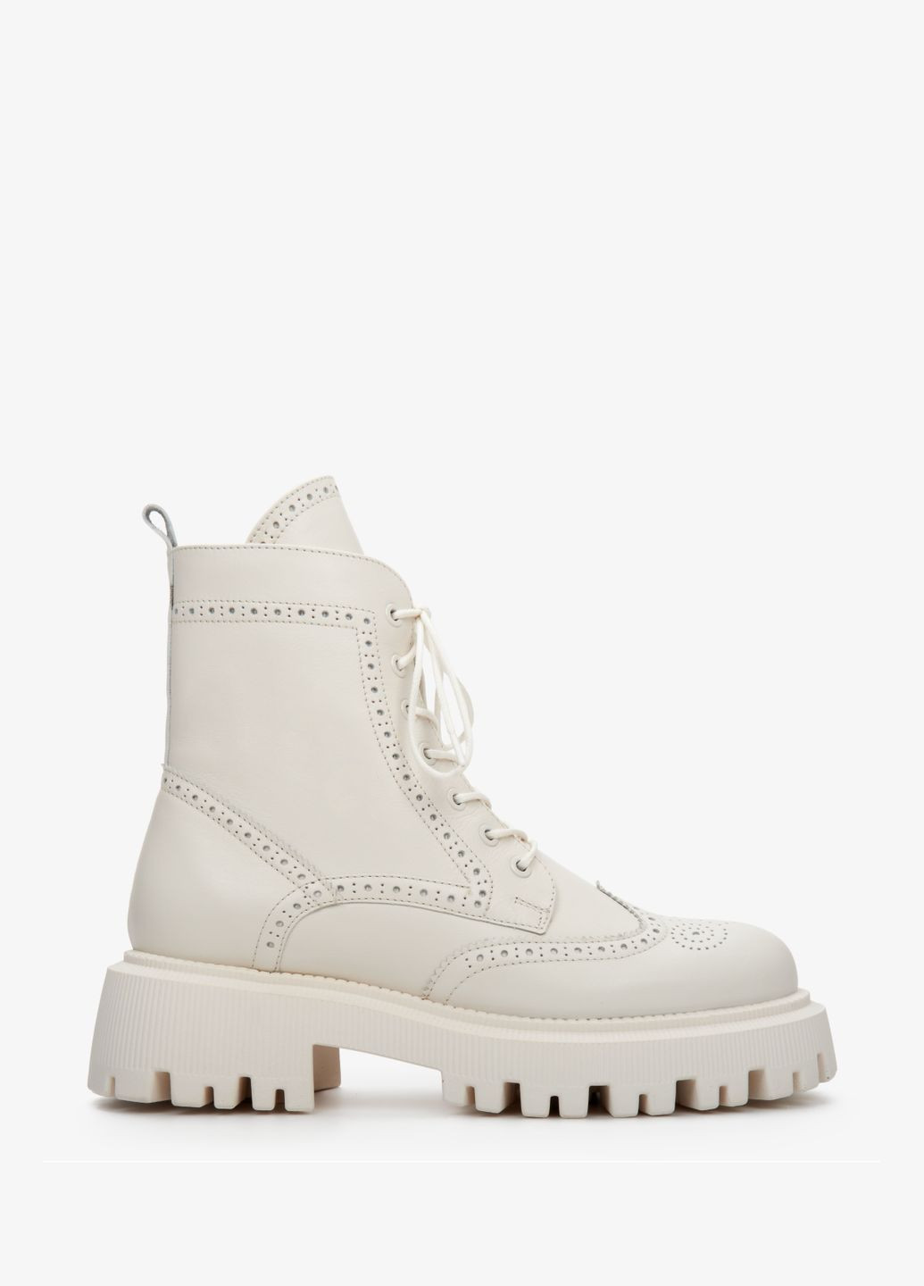 Осенние ботинки, цвет молочный Estro