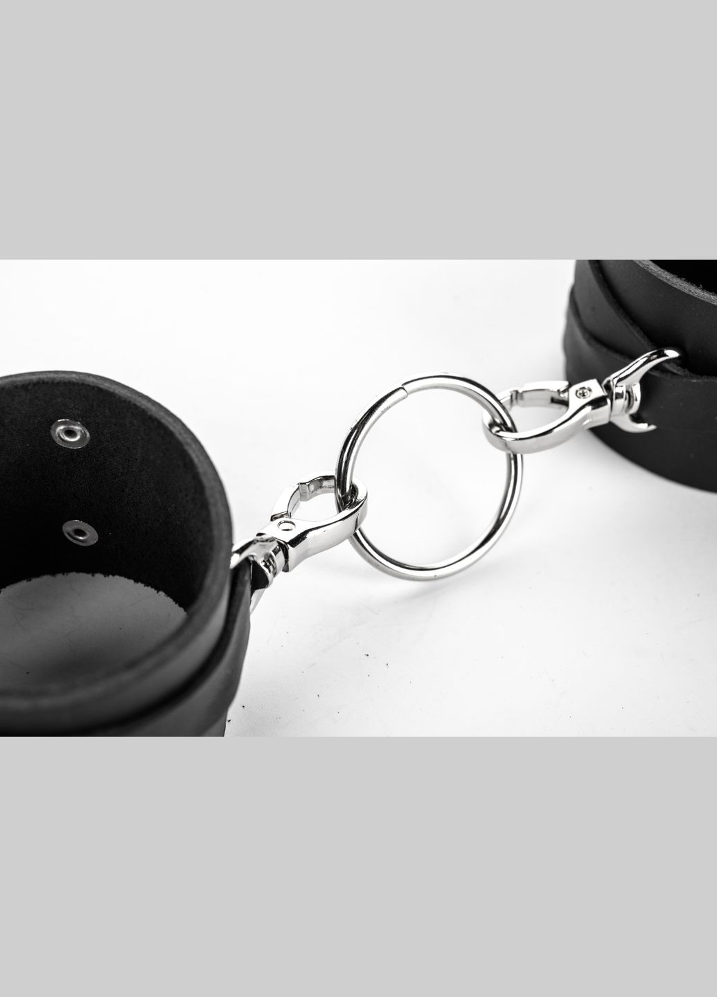 Натуральна шкіра наручники палітурка з кільцем Needle 440 No Brand (296794058)