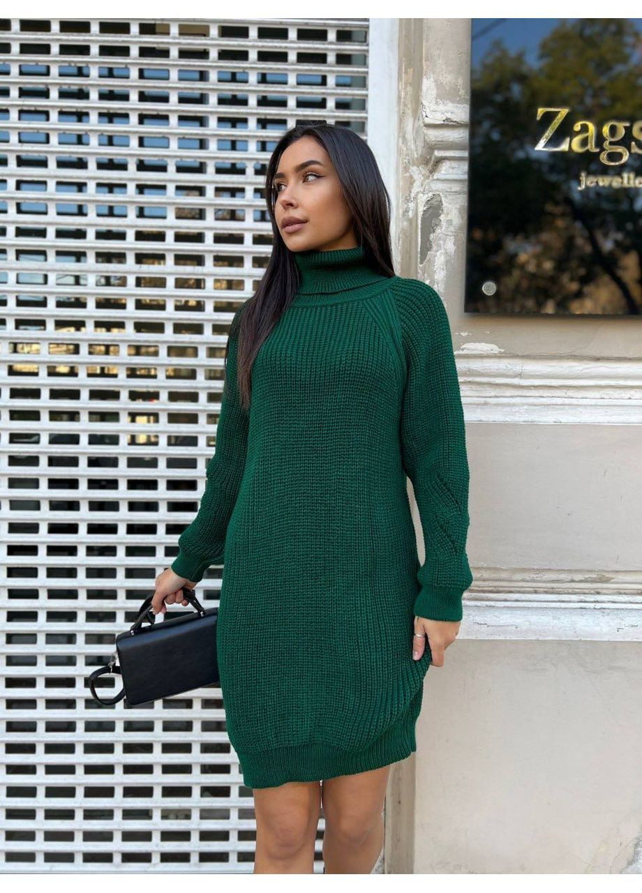 Изумрудное повседневный, кэжуал женское вязаное платье с горловиной No Brand однотонное